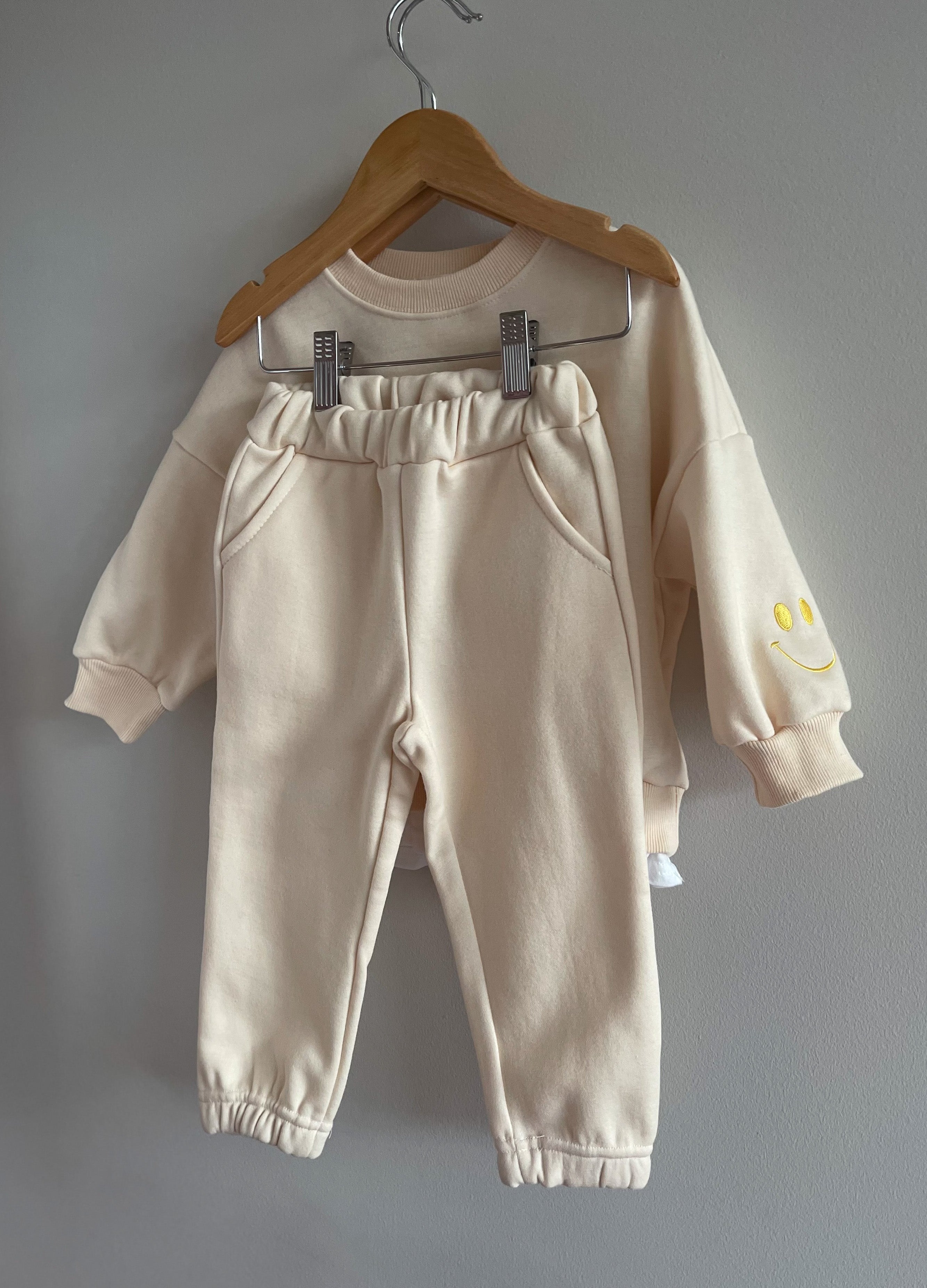 Cream Jogger Set Boys & Girls – Yuliya & Kids